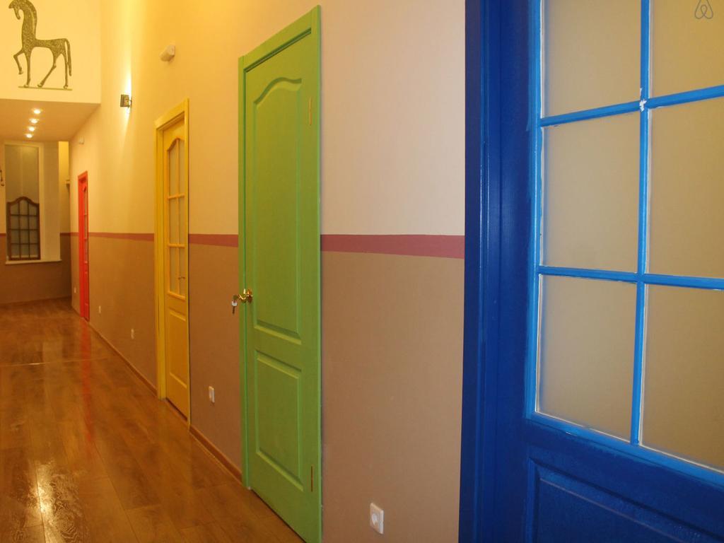 Centro Комнаты И Аппартаменты Hostel Odessa Exterior photo
