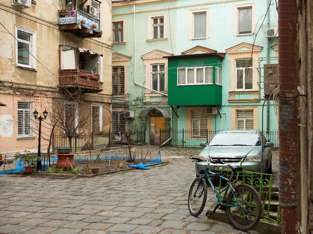 Centro Комнаты И Аппартаменты Hostel Odessa Exterior photo